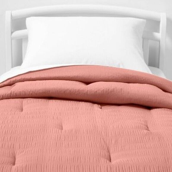 Pillowfort - Toddler Seersucker Kids' Comforter Rose Pink - Pil Orange - Picture 1 of 3